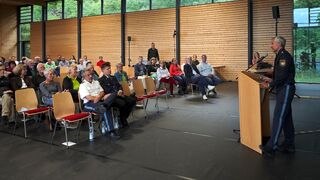 Andreas Ruch, Leiter der Polizeidienstelle Gauting, stellte sich und das umfangreiche Zuständigkeitsgebiet vor (Foto: Unser Würmtal)