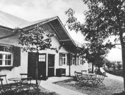 historisches Foto vom Hauptgebäude der Kraillinger Brauerei