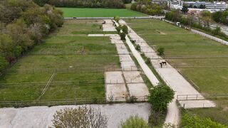 Auf dem weitläufigen Koppelgelände wird die Geothermieanlage entstehen (Foto: Unser Würmtal)