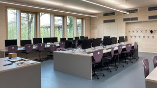Supermoderne Räume mit modernen Computersystemen (Foto: Unser Würmtal)