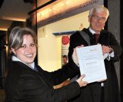 Rotary-Club Gauting-Würmtal ehrt Doris Unterreitmeier vom Hospizverein Würmtal