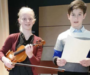 Auszeichnungen für die Altersgruppe III beim Landeswettbewerb „Jugend musiziert“