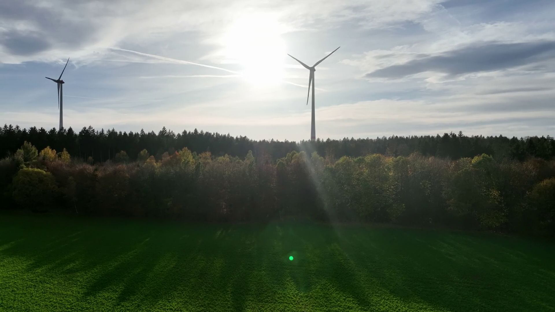 Windräder bei Berg - bald folgen weitere Windenergieanlagen z.B. im Forstenrieder Park (Foto: Unser Würmtal)