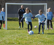 Zum Artikel: Starke Partnerinnen für junge Talente bei "Mädchen an den Ball"