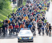 Zum Artikel: 16.000 Teilnehmer bei ADFC-Radsternfahrt in München